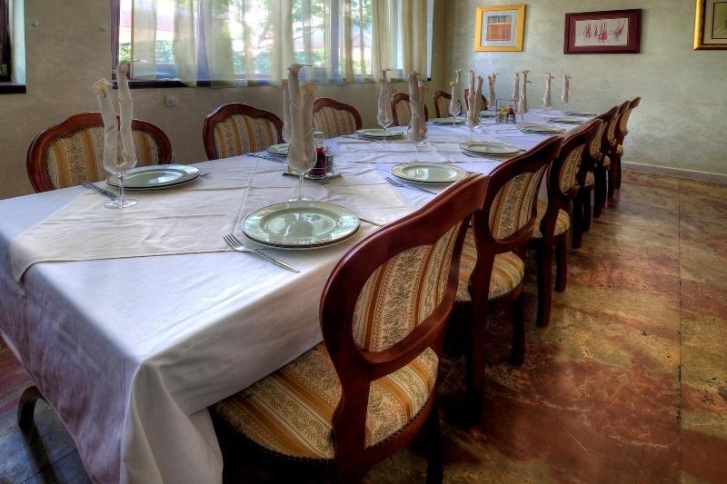Hotell Consul 3*